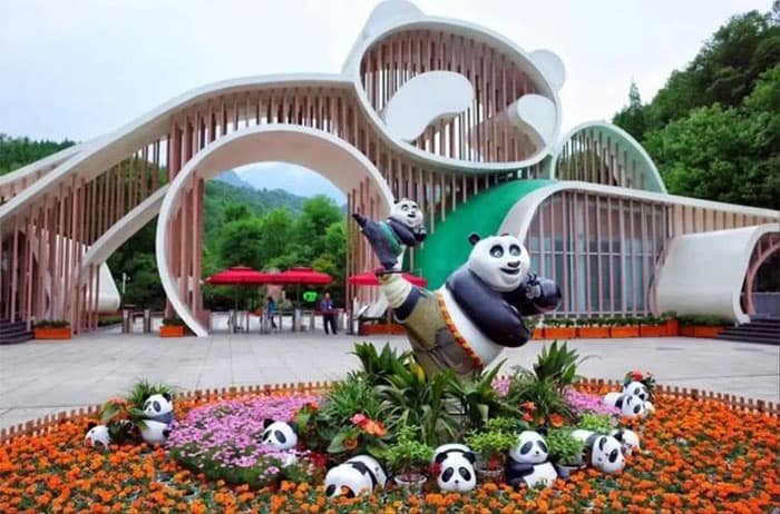 At the entrance to the Chengdu Panda Base